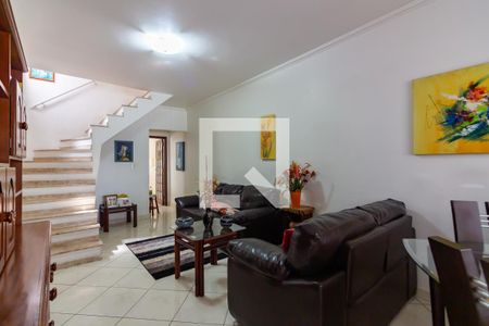 Sala  de casa de condomínio à venda com 4 quartos, 196m² em Vila Yara, Osasco