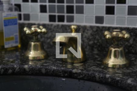 Casa à venda com 137m², 3 quartos e 2 vagasBanheiro 2