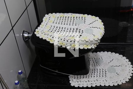 Casa à venda com 137m², 3 quartos e 2 vagasBanheiro 1