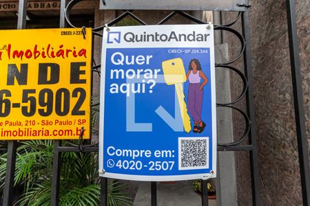 Apartamento à venda com 98m², 2 quartos e sem vagaFachada - Plaquinha