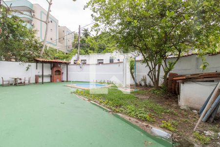 Casa para alugar com 278m², 3 quartos e 3 vagasQuintal