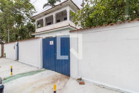 Casa para alugar com 278m², 3 quartos e 3 vagasFachada