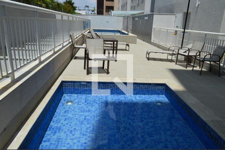Apartamento para alugar com 67m², 2 quartos e 1 vagaPiscina