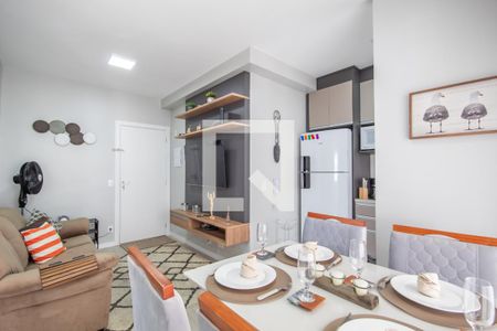 Sala de apartamento à venda com 2 quartos, 47m² em Presidente Altino, Osasco