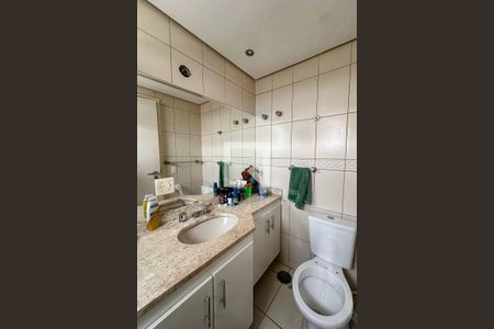 Apartamento à venda com 124m², 3 quartos e 3 vagasBanheiro da Suíte 3