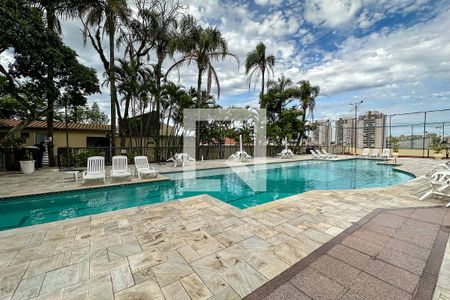 Apartamento à venda com 124m², 3 quartos e 3 vagasÁrea comum - Piscina