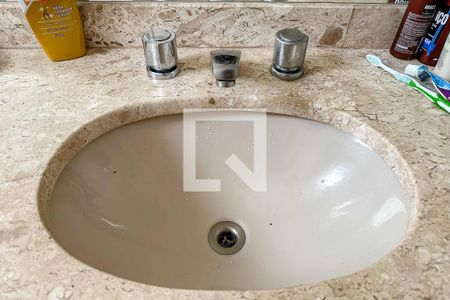 Apartamento à venda com 124m², 3 quartos e 3 vagasBanheiro da Suíte 3