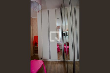 Apartamento para alugar com 70m², 3 quartos e 1 vagaQuarto 2 - Armários