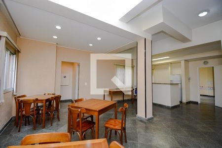 Apartamento para alugar com 70m², 3 quartos e 1 vagaÁrea comum - Salão de festas