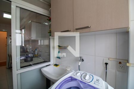 Apartamento à venda com 73m², 2 quartos e 1 vagaÁrea de Serviço