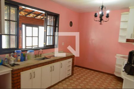 Casa de condomínio à venda com 278m², 5 quartos e 5 vagasCozinha 