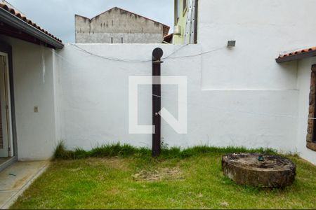 Casa de condomínio à venda com 278m², 5 quartos e 5 vagasQuintal 