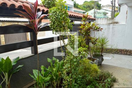 Casa de condomínio à venda com 278m², 5 quartos e 5 vagasJardim