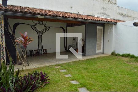 Casa de condomínio à venda com 278m², 5 quartos e 5 vagasQuintal