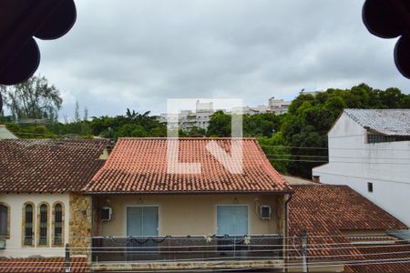 Casa de condomínio à venda com 278m², 5 quartos e 5 vagasVista do Quarto 4