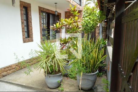 Casa de condomínio à venda com 278m², 5 quartos e 5 vagasJardim