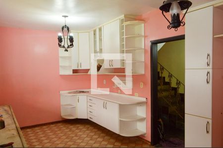 Casa de condomínio à venda com 278m², 5 quartos e 5 vagasCozinha