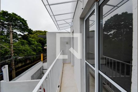 Varanda  de kitnet/studio para alugar com 1 quarto, 45m² em Gopouva, Guarulhos