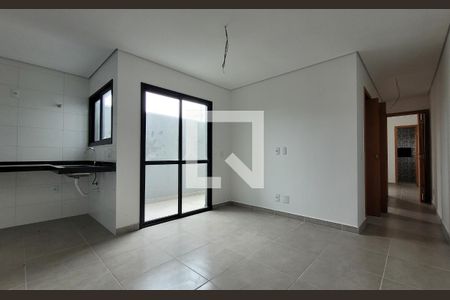 Sala de apartamento à venda com 2 quartos, 68m² em Jardim Ocara, Santo André