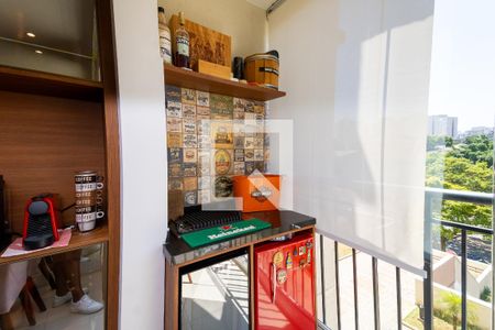 Varanda de apartamento à venda com 2 quartos, 52m² em Vila Antonieta, São Paulo