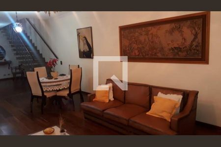 Foto 26 de casa à venda com 4 quartos, 292m² em Vila Bertioga, São Paulo