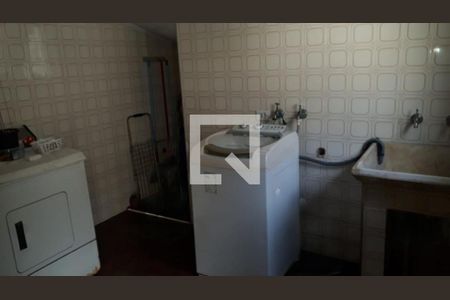 Foto 25 de casa à venda com 4 quartos, 292m² em Vila Bertioga, São Paulo