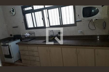 Foto 24 de casa à venda com 4 quartos, 292m² em Vila Bertioga, São Paulo