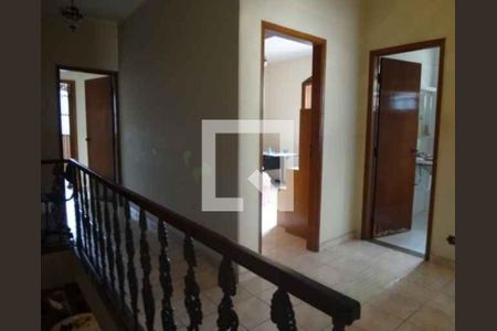 Foto 17 de casa à venda com 4 quartos, 292m² em Vila Bertioga, São Paulo