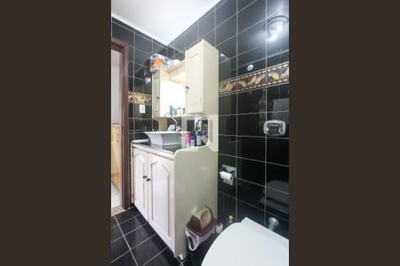 Casa à venda com 293m², 4 quartos e 5 vagasBanheiro 2