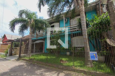 Casa à venda com 293m², 4 quartos e 5 vagasFachada