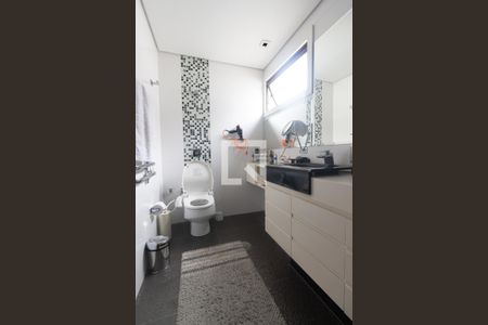 Apartamento à venda com 520m², 4 quartos e 5 vagas Apartamento à venda com 520m², 4 quartos e 5 vagasSuíte