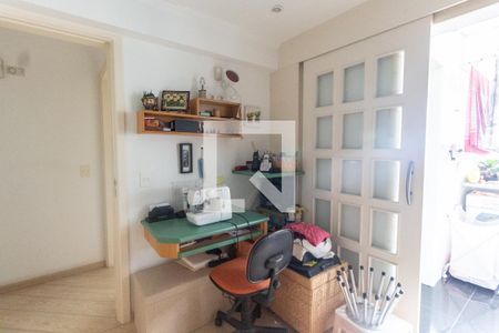 Apartamento à venda com 520m², 4 quartos e 5 vagas Apartamento à venda com 520m², 4 quartos e 5 vagasQuarto de serviço 1