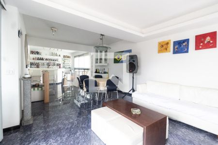 Apartamento à venda com 520m², 4 quartos e 5 vagas Apartamento à venda com 520m², 4 quartos e 5 vagasEspaço Gourmet