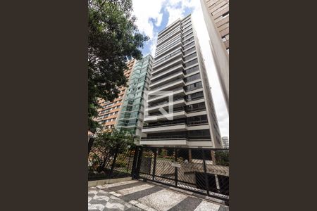 Apartamento à venda com 520m², 4 quartos e 5 vagas Apartamento à venda com 520m², 4 quartos e 5 vagasFachada