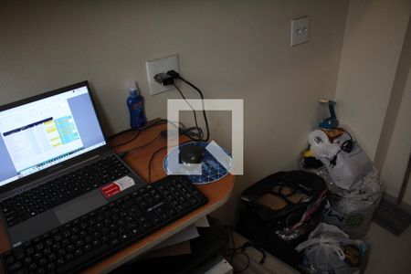 Apartamento à venda com 120m², 4 quartos e 1 vagaEscritório