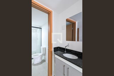 Banheiro de kitnet/studio para alugar com 1 quarto, 48m² em Jordanópolis, São Bernardo do Campo