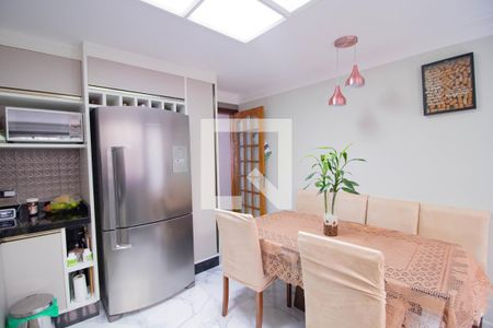 Casa de condomínio à venda com 100m², 2 quartos e 1 vagaCozinha