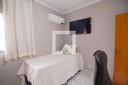 Casa de condomínio à venda com 100m², 2 quartos e 1 vagaQuarto 2