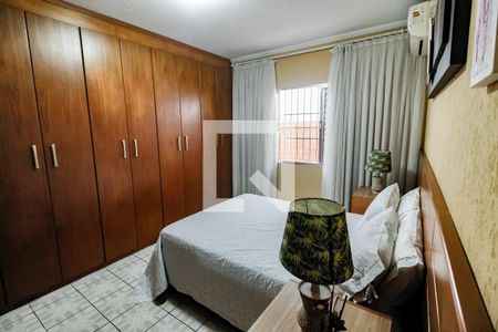 Quarto 1 de casa à venda com 2 quartos, 117m² em Cidade Intercap, Taboão da Serra
