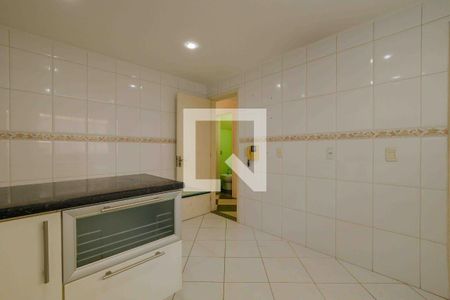 Casa de condomínio à venda com 185m², 4 quartos e 2 vagasCozinha