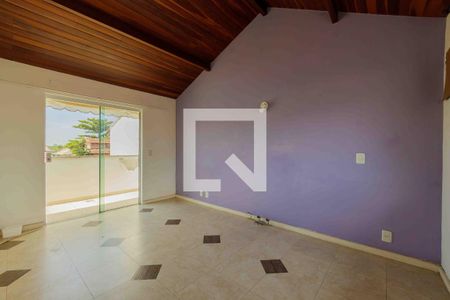 Casa de condomínio à venda com 185m², 4 quartos e 2 vagasSuíte 2