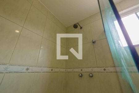 Casa de condomínio à venda com 185m², 4 quartos e 2 vagasBanheiro da Suíte 1