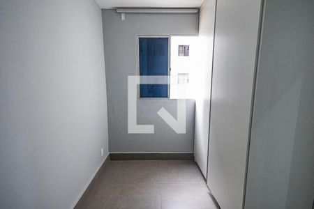 Quarto 1 de apartamento para alugar com 4 quartos, 70m² em Guarani, Belo Horizonte