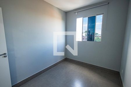 Quarto 2 de apartamento para alugar com 4 quartos, 70m² em Guarani, Belo Horizonte