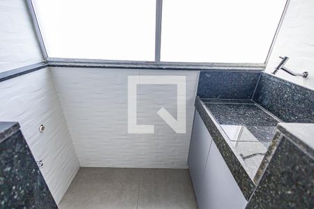 Area de serviço de apartamento para alugar com 4 quartos, 70m² em Guarani, Belo Horizonte