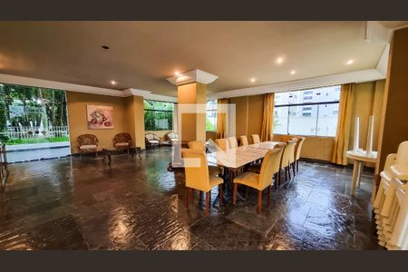 Apartamento para alugar com 195m², 4 quartos e 4 vagasÁrea comum - Salão de festas