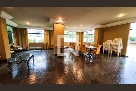 Apartamento para alugar com 195m², 4 quartos e 4 vagasÁrea comum - Salão de festas