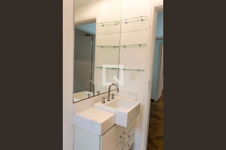 Apartamento para alugar com 195m², 4 quartos e 4 vagasBanheiro