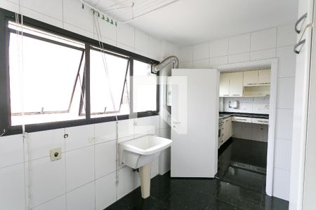 Apartamento para alugar com 195m², 4 quartos e 4 vagasÁrea de Serviço