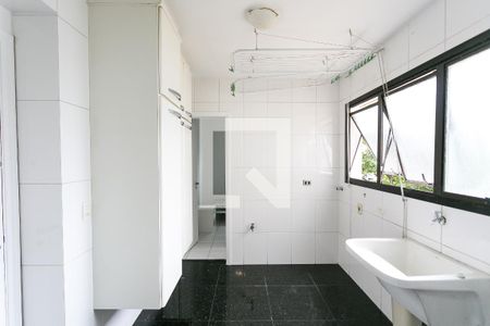 Apartamento para alugar com 195m², 4 quartos e 4 vagasÁrea de Serviço